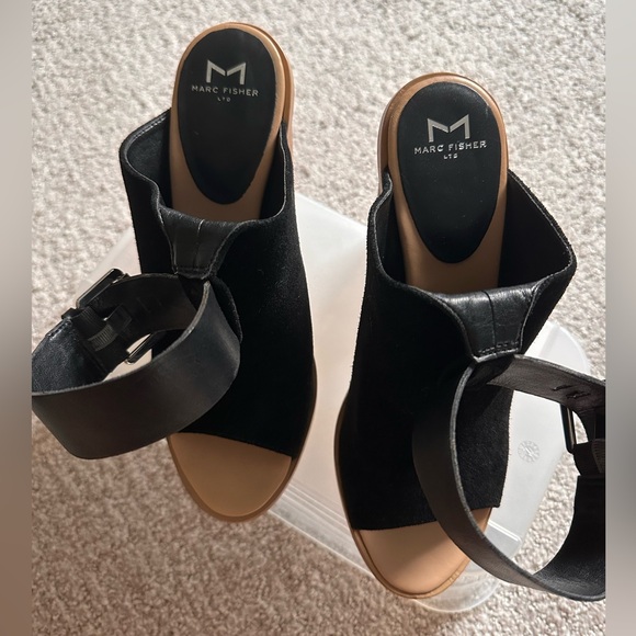 Marc Fisher Vashi Ankle Strap Heel - size 9 - Picture 4 of 7